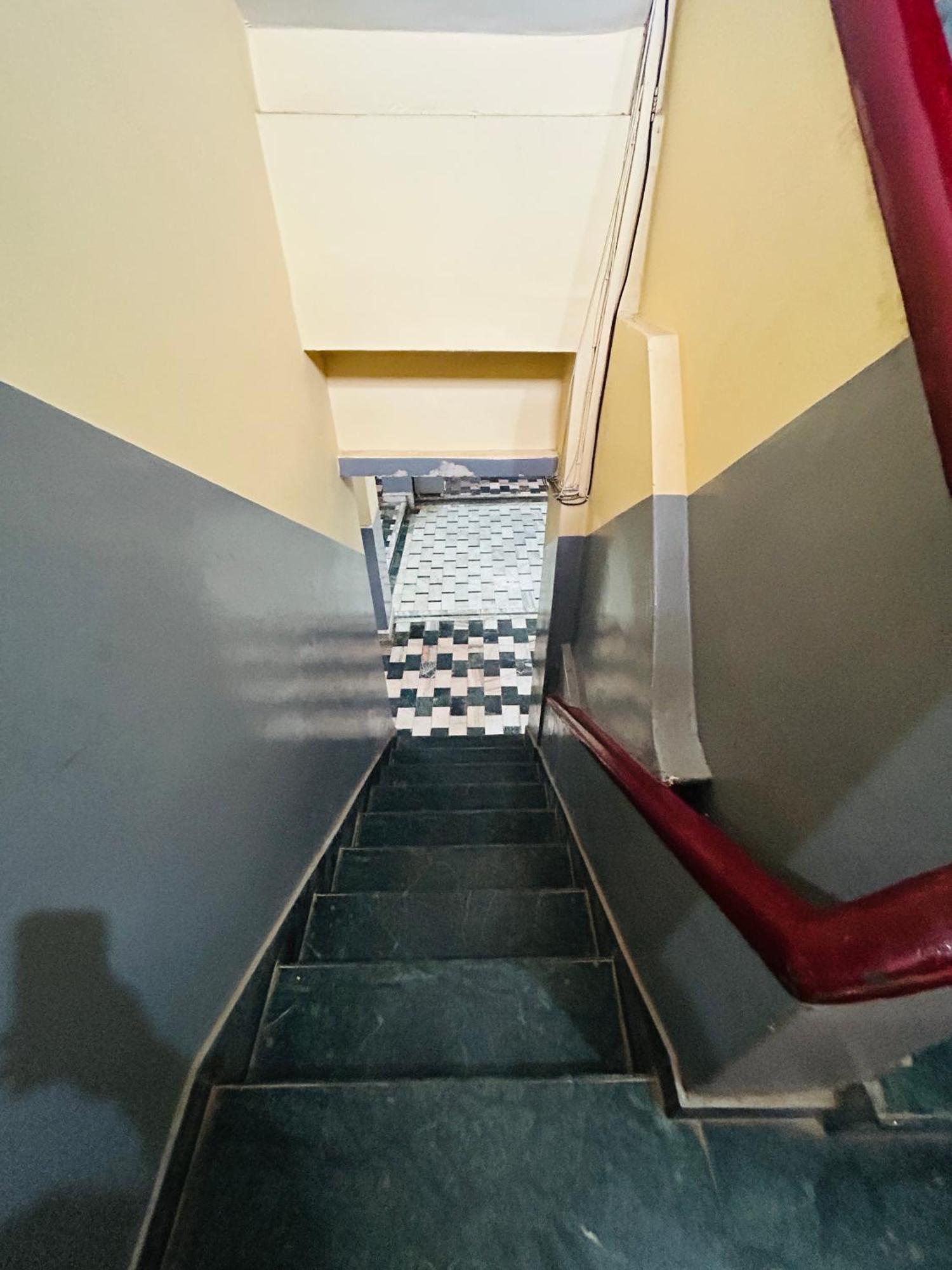 Satsang Lodge Waranasi Zewnętrze zdjęcie