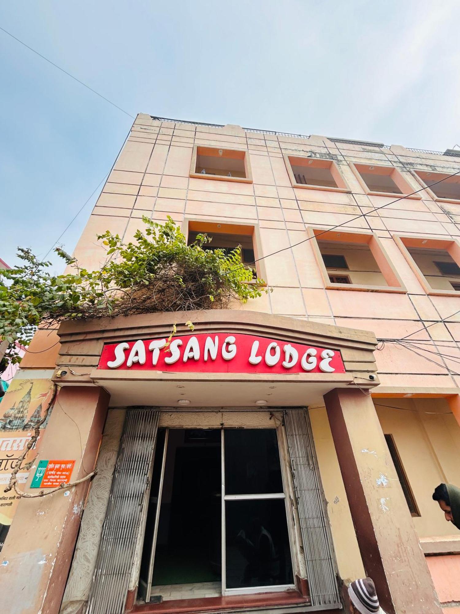 Satsang Lodge Waranasi Zewnętrze zdjęcie